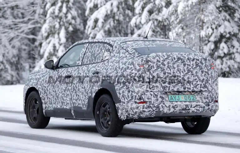 FIAT Grande Panda Fastback - Foto spia 04-02-2026 - 8