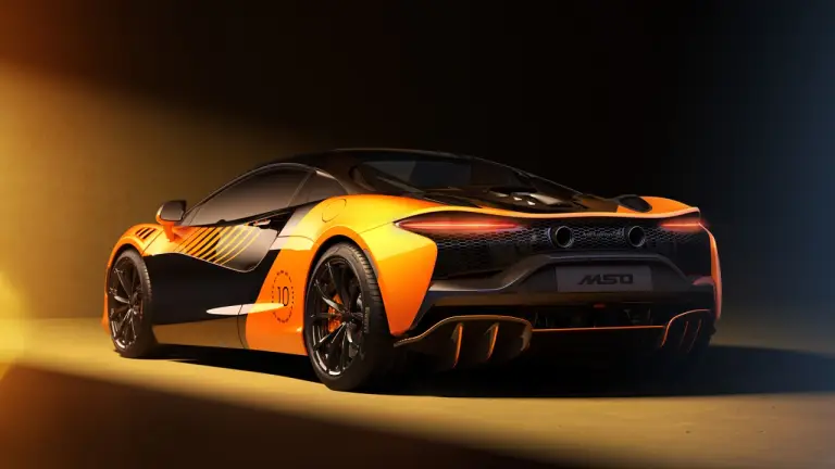 McLaren Artura Spider MCL39 Championship Edition - 11