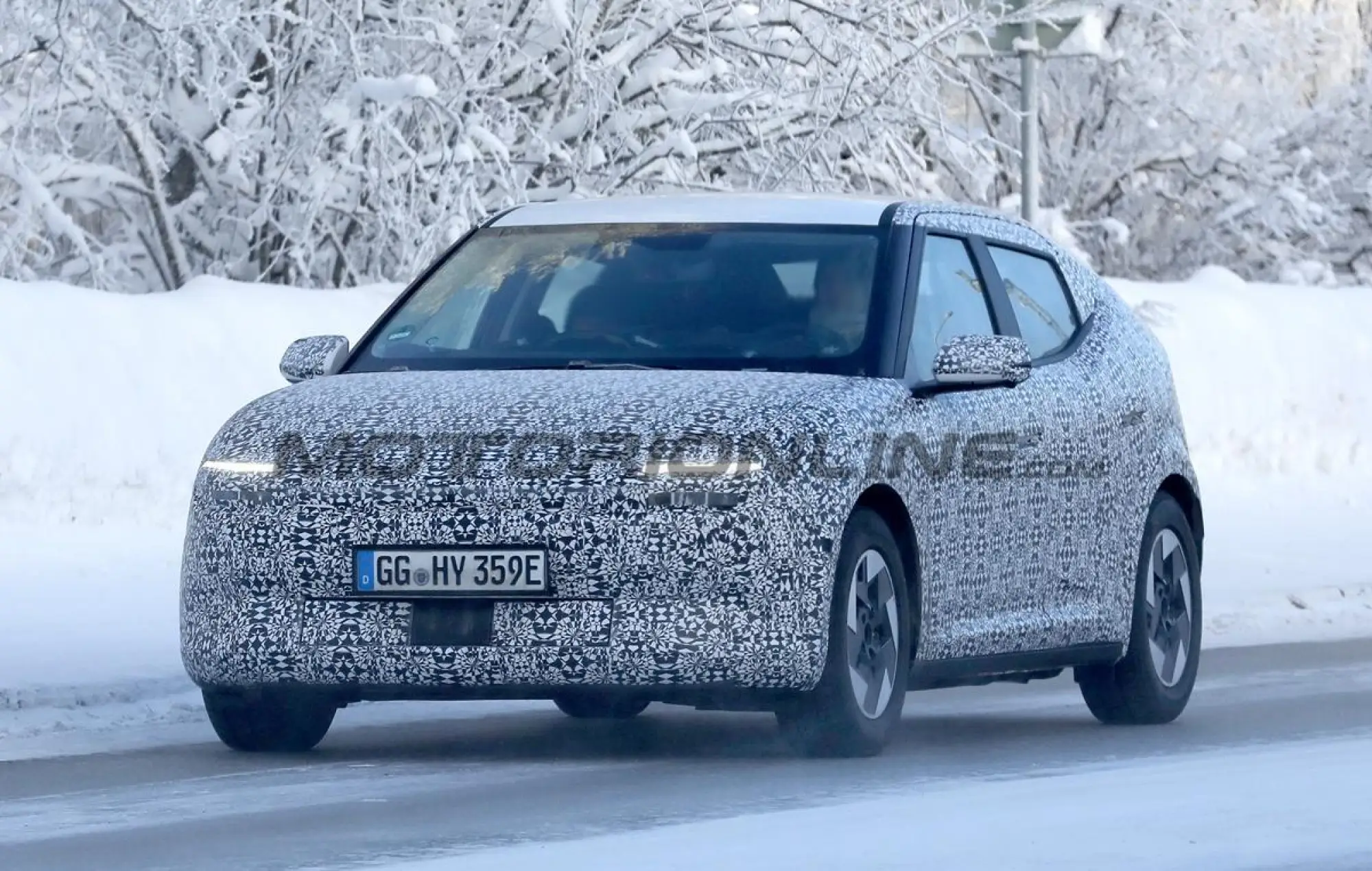 Hyundai Ioniq 3 - Foto spia 05-02-2026 - 2