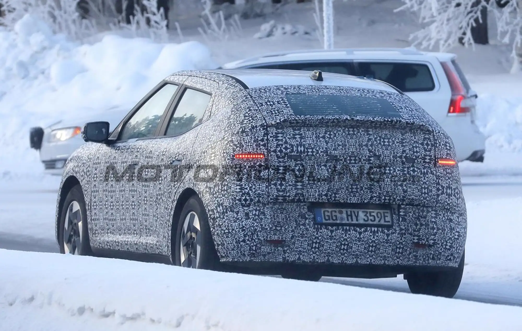 Hyundai Ioniq 3 - Foto spia 05-02-2026 - 9