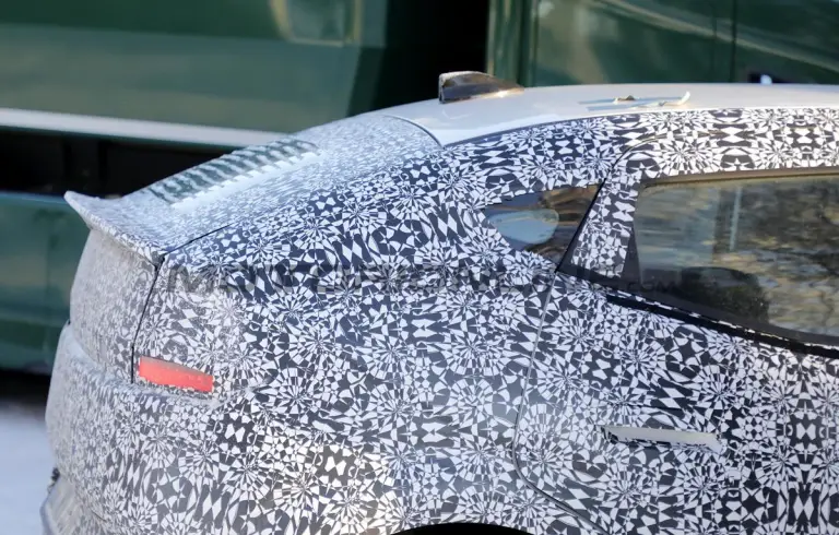 Hyundai Ioniq 3 - Foto spia 05-02-2026 - 18