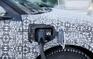 Hyundai Ioniq 3 - Foto spia 05-02-2026