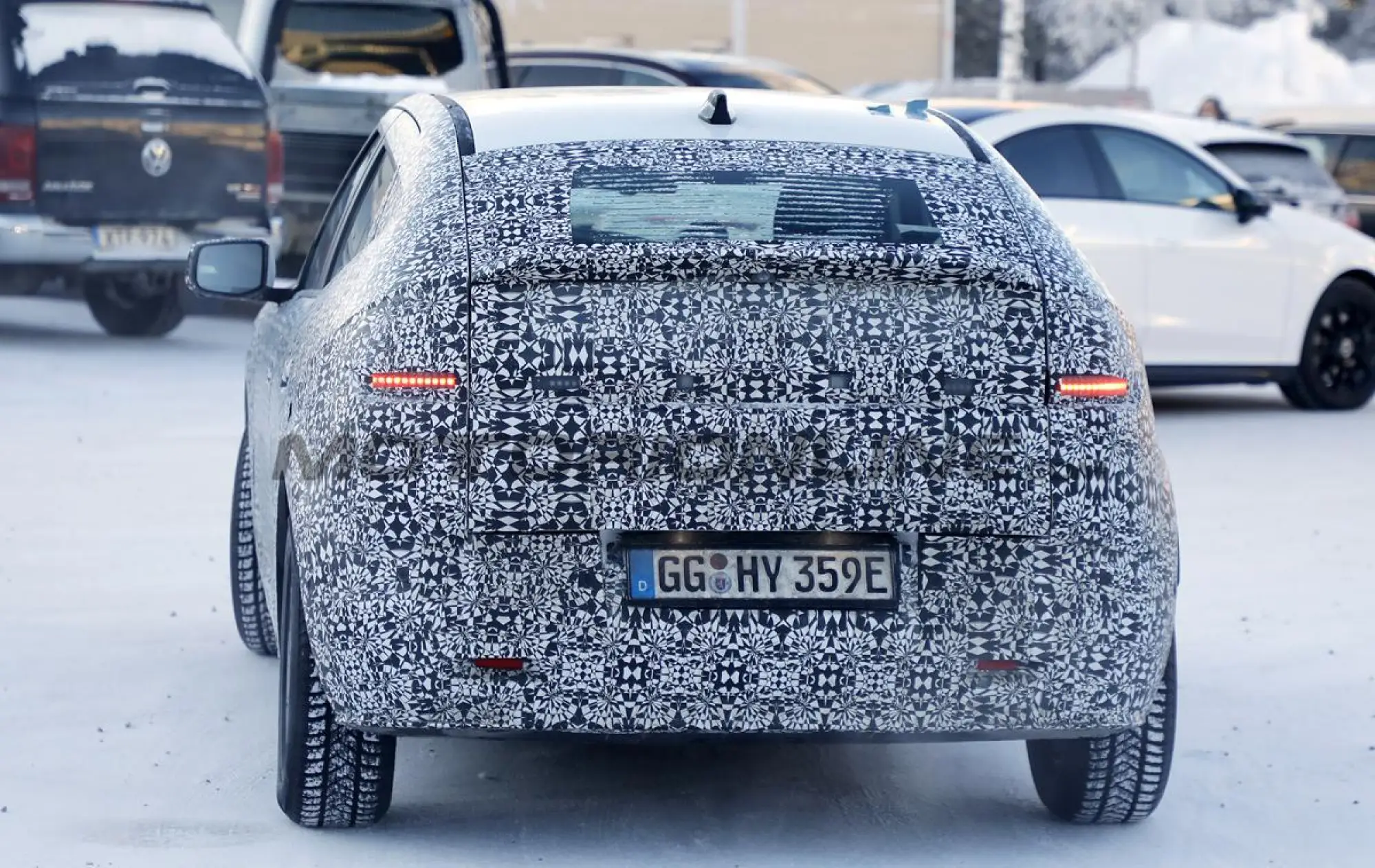 Hyundai Ioniq 3 - Foto spia 05-02-2026 - 26