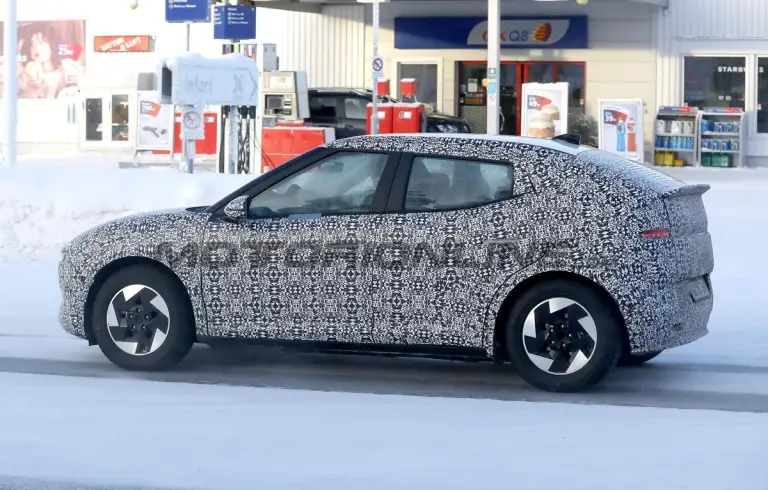 Hyundai Ioniq 3 - Foto spia 05-02-2026 - 8