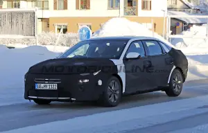 Hyundai Elantra 2027 - Foto spia 09-02-2026