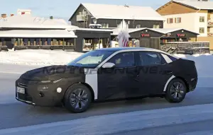 Hyundai Elantra 2027 - Foto spia 09-02-2026