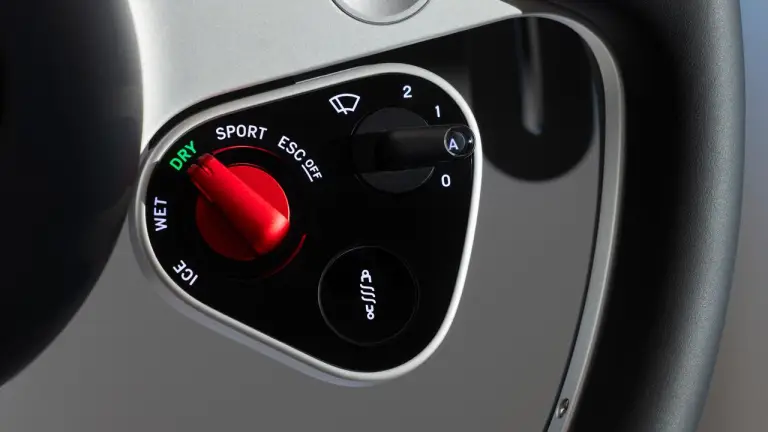 Ferrari Luce - Interni - 54