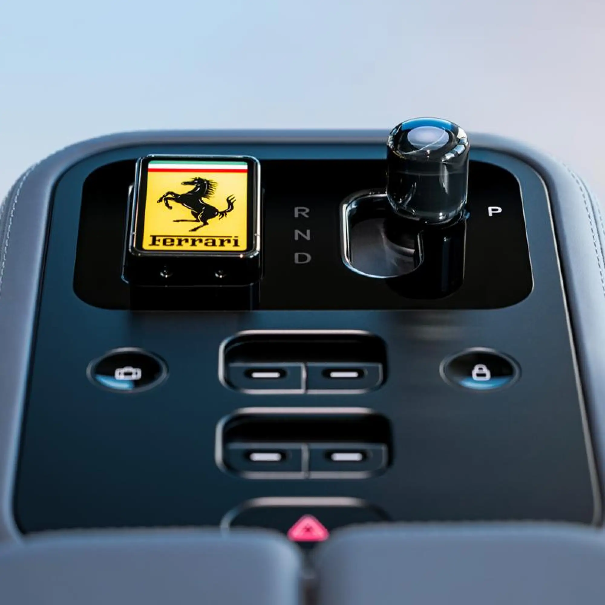 Ferrari Luce - Interni - 72