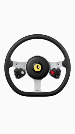 Ferrari Luce - Interni