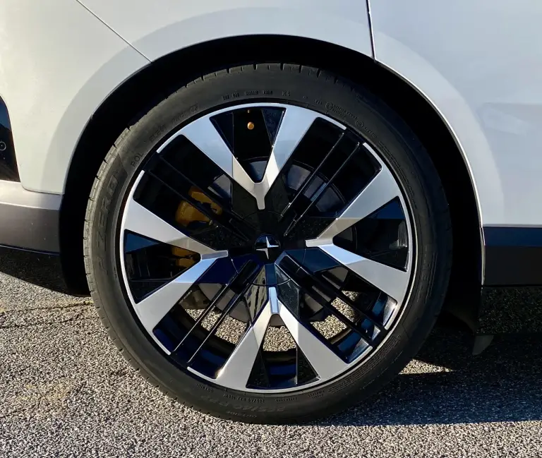 Polestar 4 2026 - Prova su strada - 7