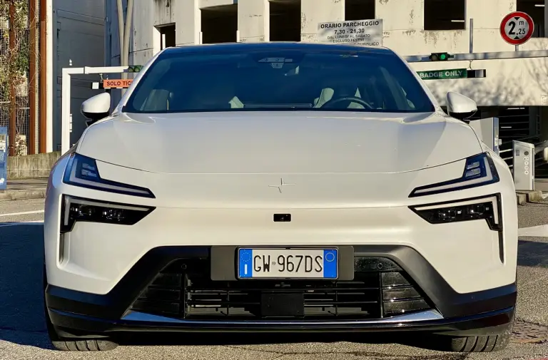 Polestar 4 2026 - Prova su strada - 14