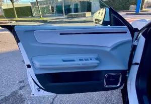 Polestar 4 2026 - Prova su strada