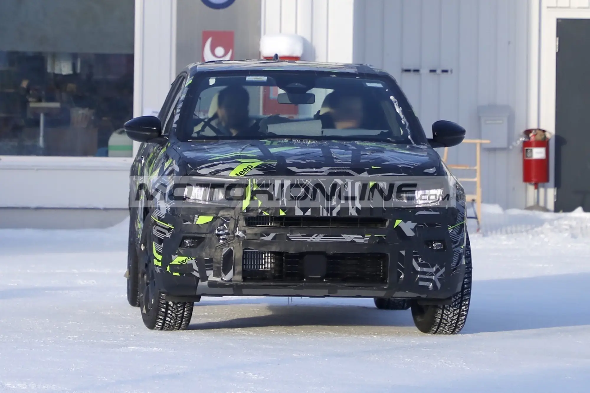 Jeep Avenger facelift - Foto spia 12-2-2026 - 1