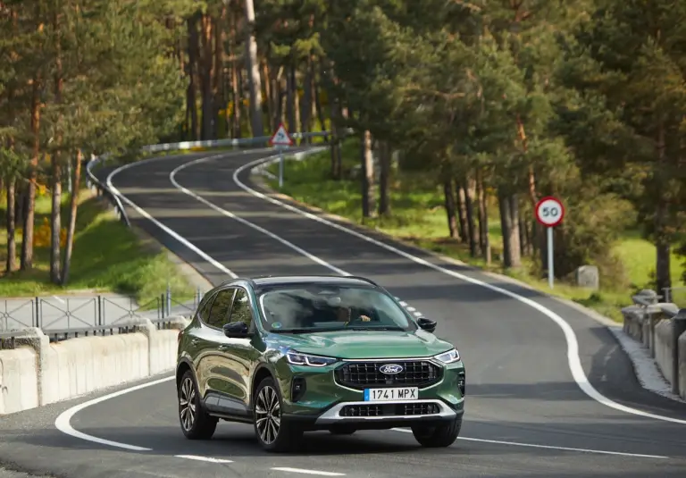 Ford Kuga 2026 - Foto ufficiali - 3