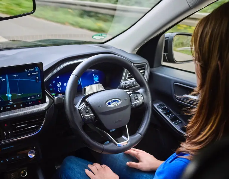 Ford Kuga 2026 - Foto ufficiali - 8