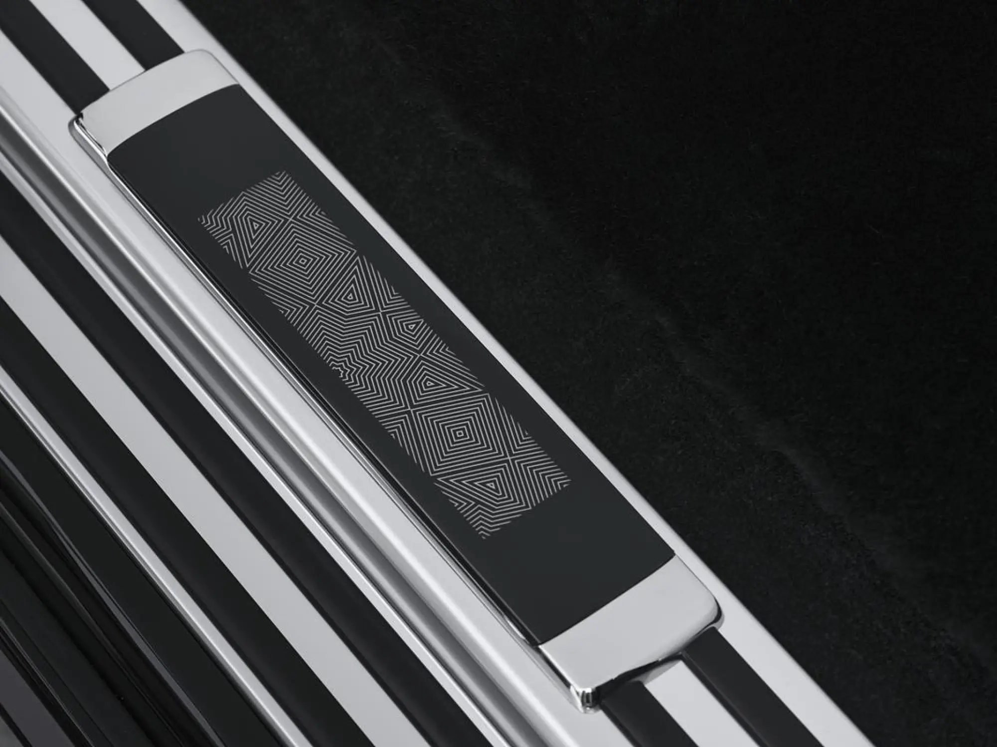 Rolls-Royce Phantom - Cofano inciso a laser - 4