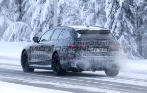 BMW M5 Touring 2028 - Foto spia 17-02-2026