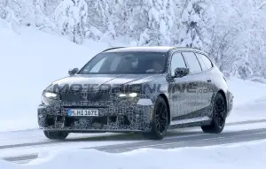 BMW M5 Touring 2028 - Foto spia 17-02-2026
