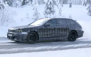 BMW M5 Touring 2028 - Foto spia 17-02-2026