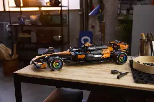 LEGO Technic McLaren MCL39 F1