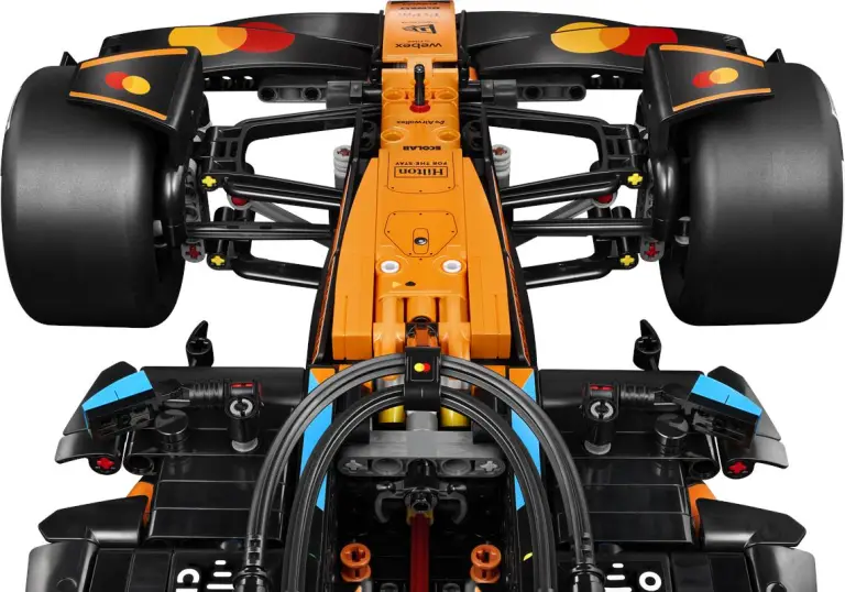 LEGO Technic McLaren MCL39 F1 - 7