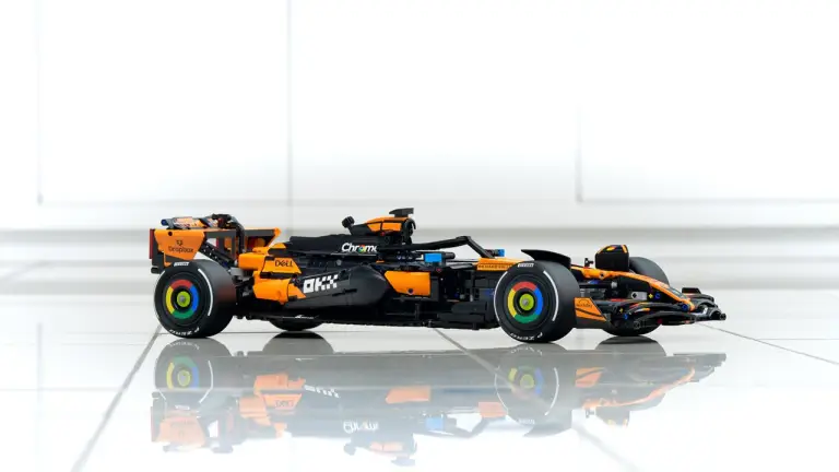 LEGO Technic McLaren MCL39 F1 - 21