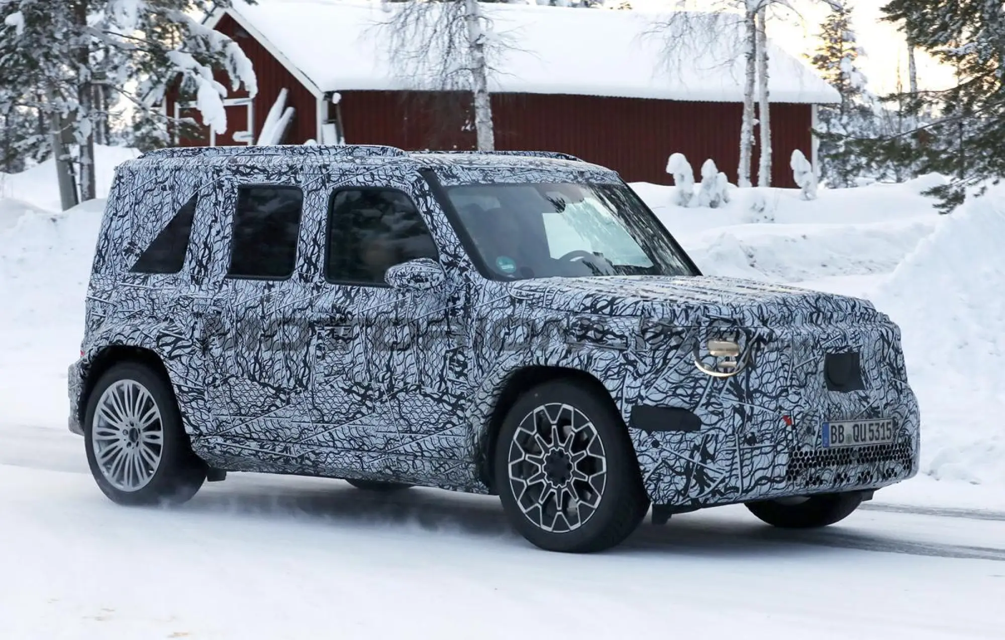 Mercedes baby Classe G EQ - Foto spia 18-02-2026 - 11