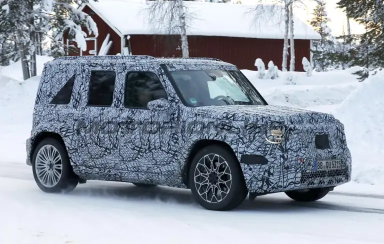 Mercedes baby Classe G EQ - Foto spia 18-02-2026 - 11