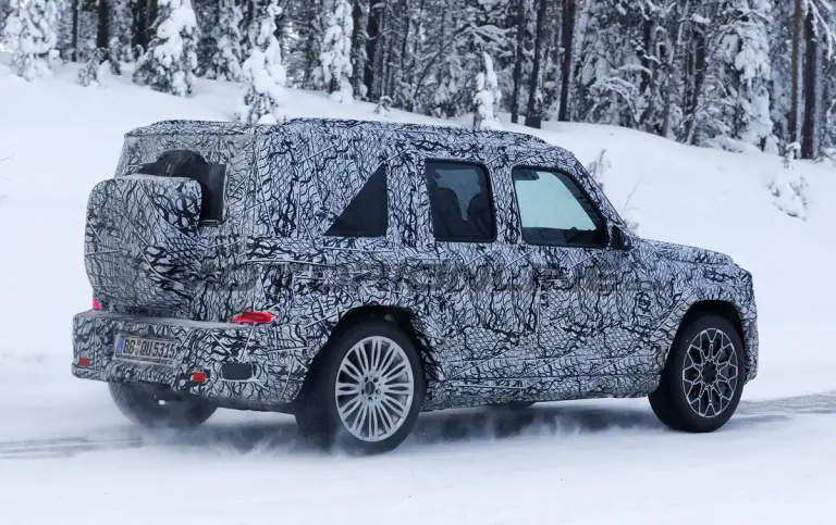 Mercedes baby Classe G EQ - Foto spia 18-02-2026 - 8
