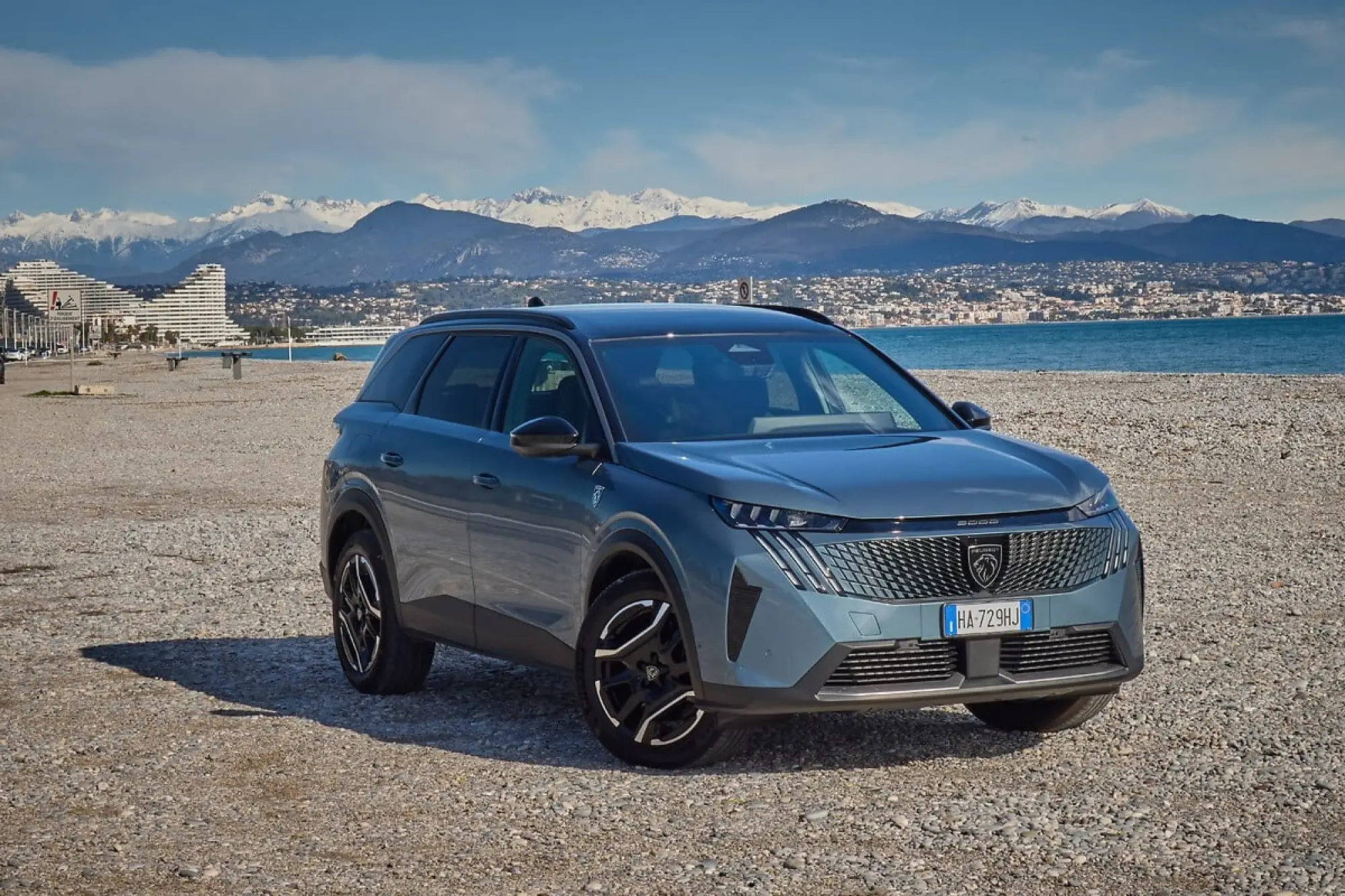 Peugeot 5008 Plug-in Hybrid - Nizza 2030 - 8