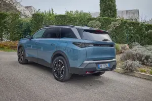 Peugeot 5008 Plug-in Hybrid - Nizza 2030