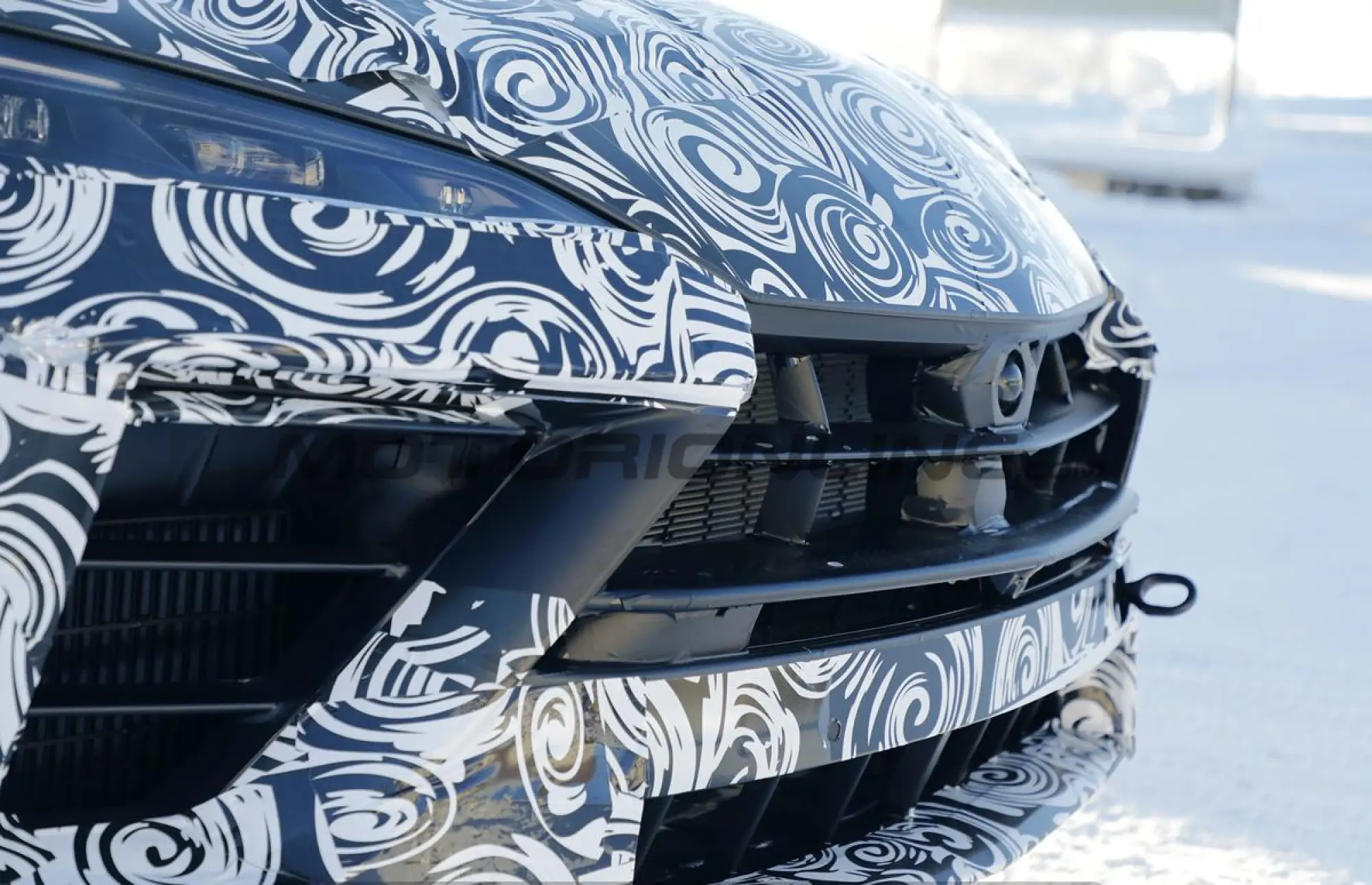 Lamborghini Urus SE Performante 2027 - Foto spia 20-02-2026 - 6