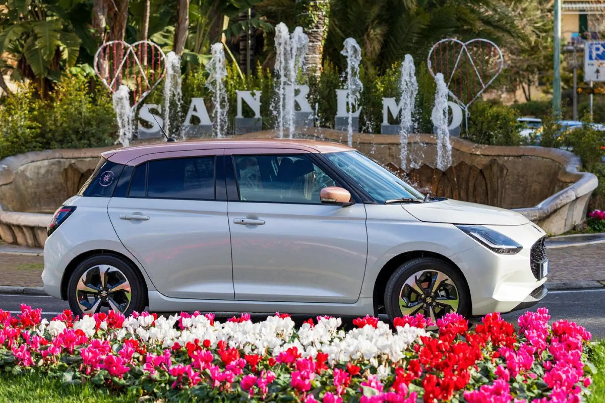 Suzuki Swift Hybrid Sakura - 3