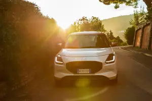 Suzuki Swift Hybrid Sakura - 9