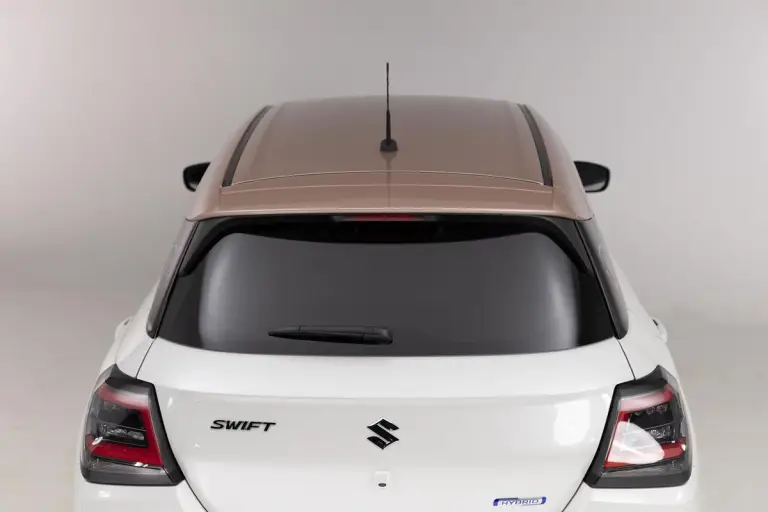 Suzuki Swift Hybrid Sakura - 103