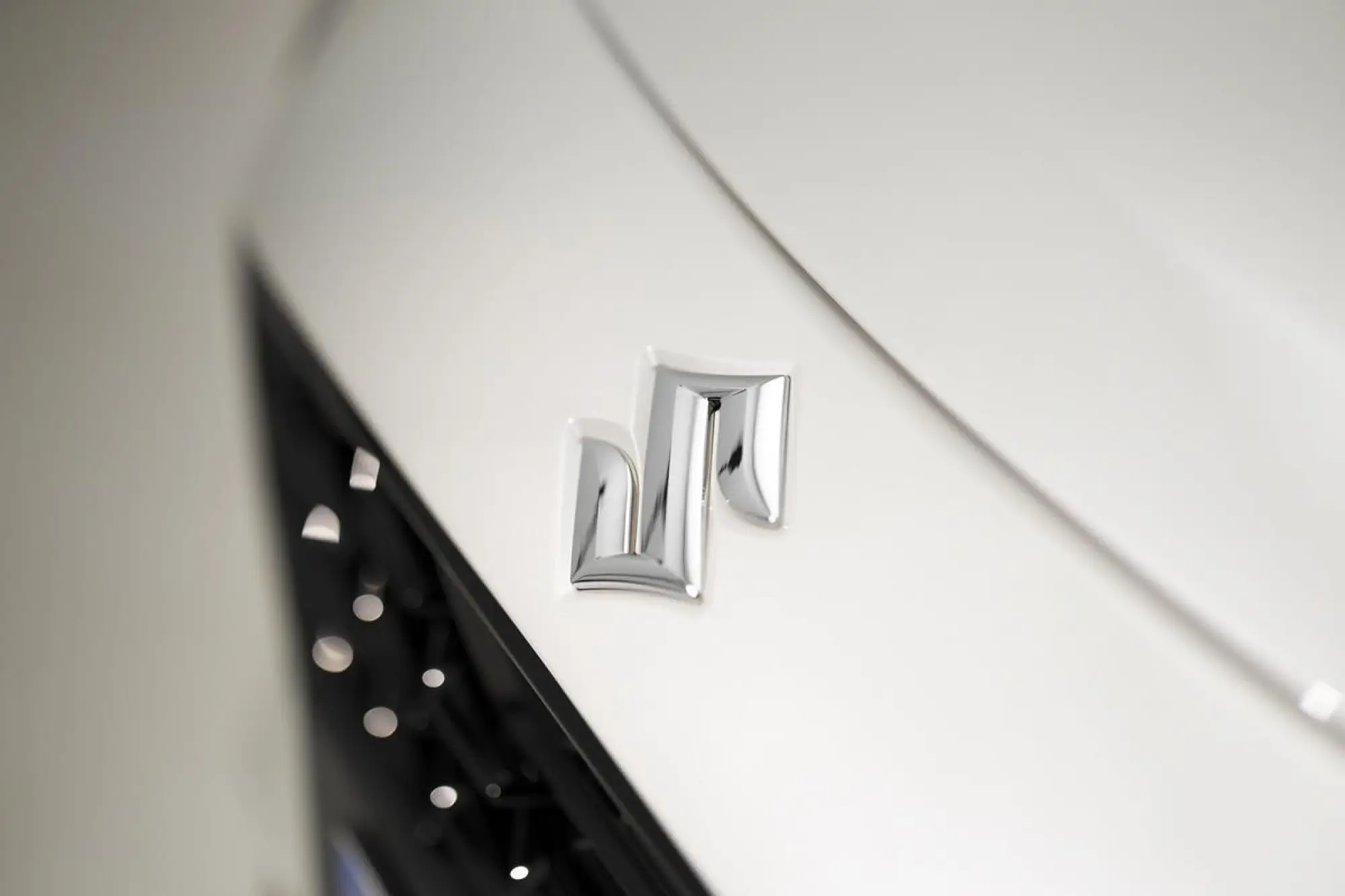 Suzuki Swift Hybrid Sakura - 108