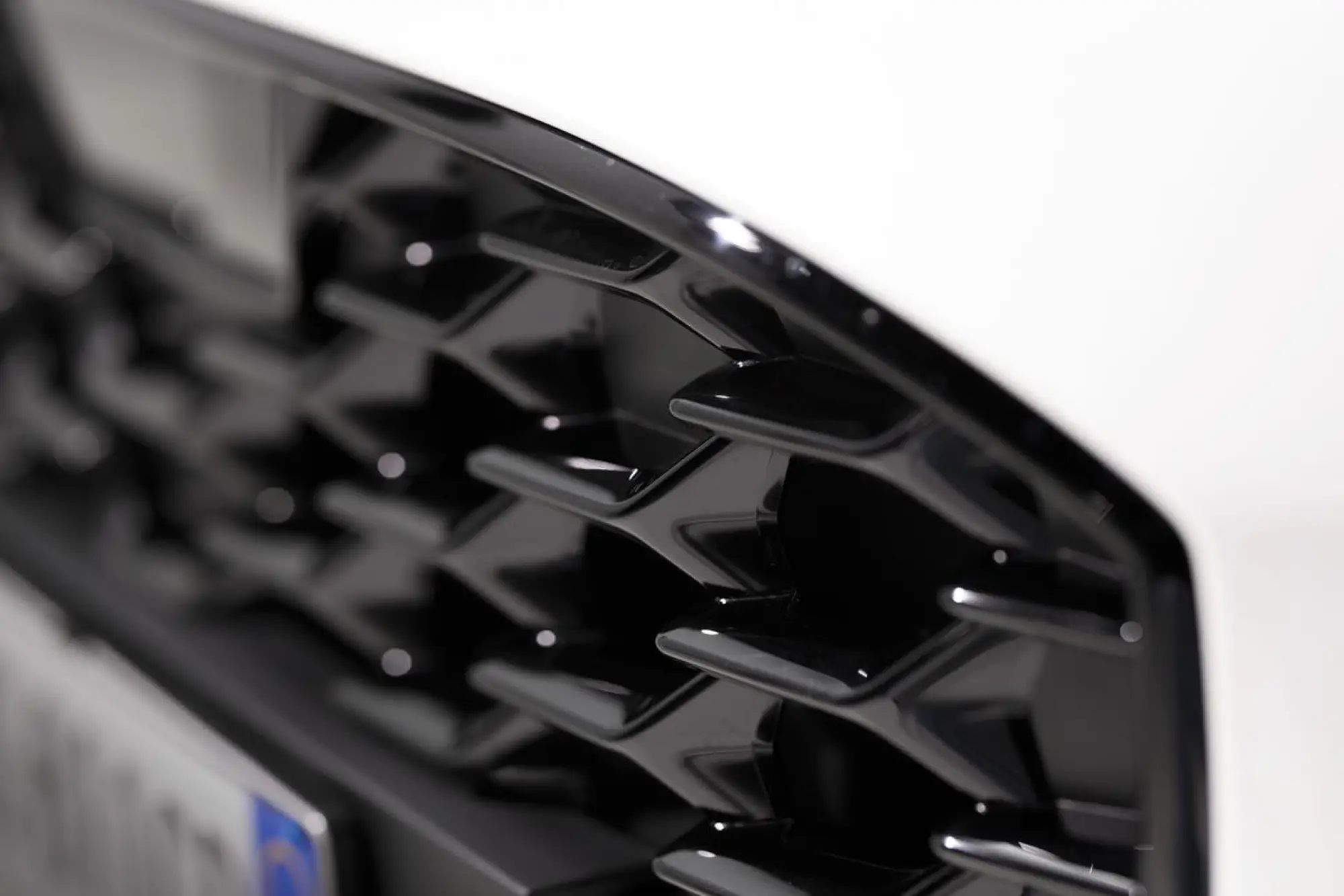 Suzuki Swift Hybrid Sakura - 109