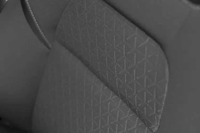 Suzuki Swift Hybrid Sakura - 116