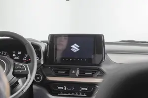 Suzuki Swift Hybrid Sakura - 121