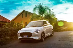 Suzuki Swift Hybrid Sakura - 13