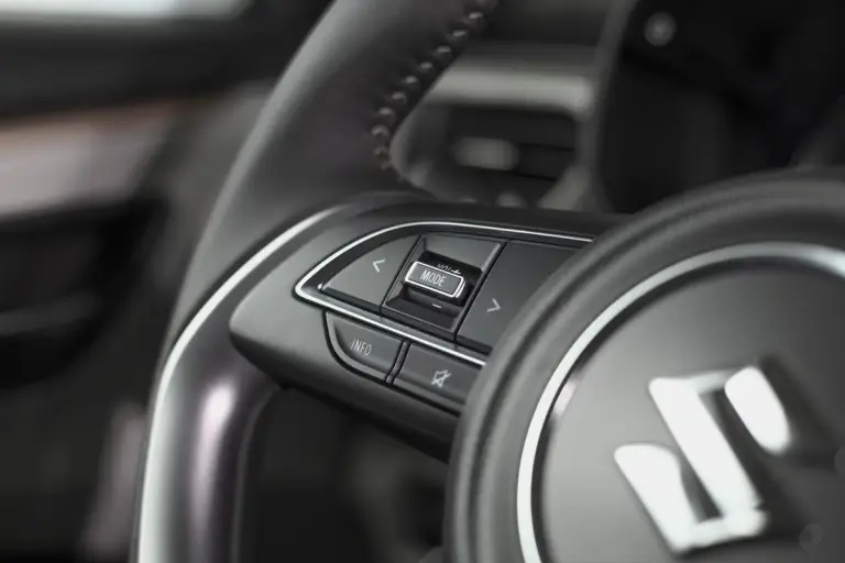 Suzuki Swift Hybrid Sakura - 131