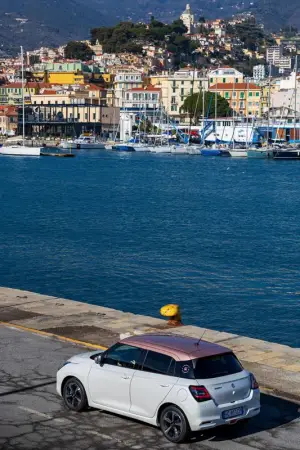 Suzuki Swift Hybrid Sakura - 18