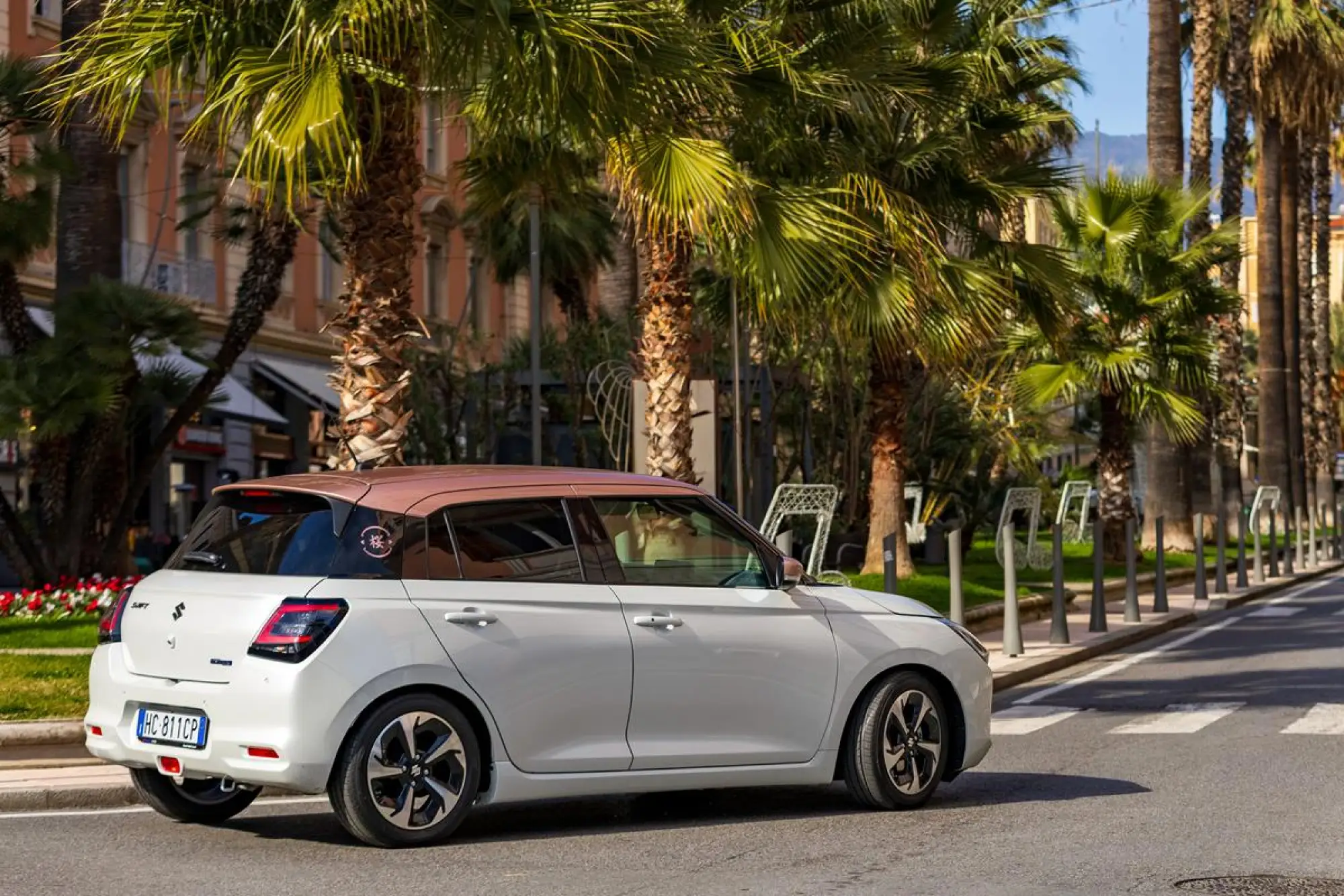 Suzuki Swift Hybrid Sakura - 17