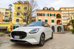 Suzuki Swift Hybrid Sakura - 34