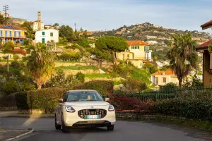 Suzuki Swift Hybrid Sakura - 23