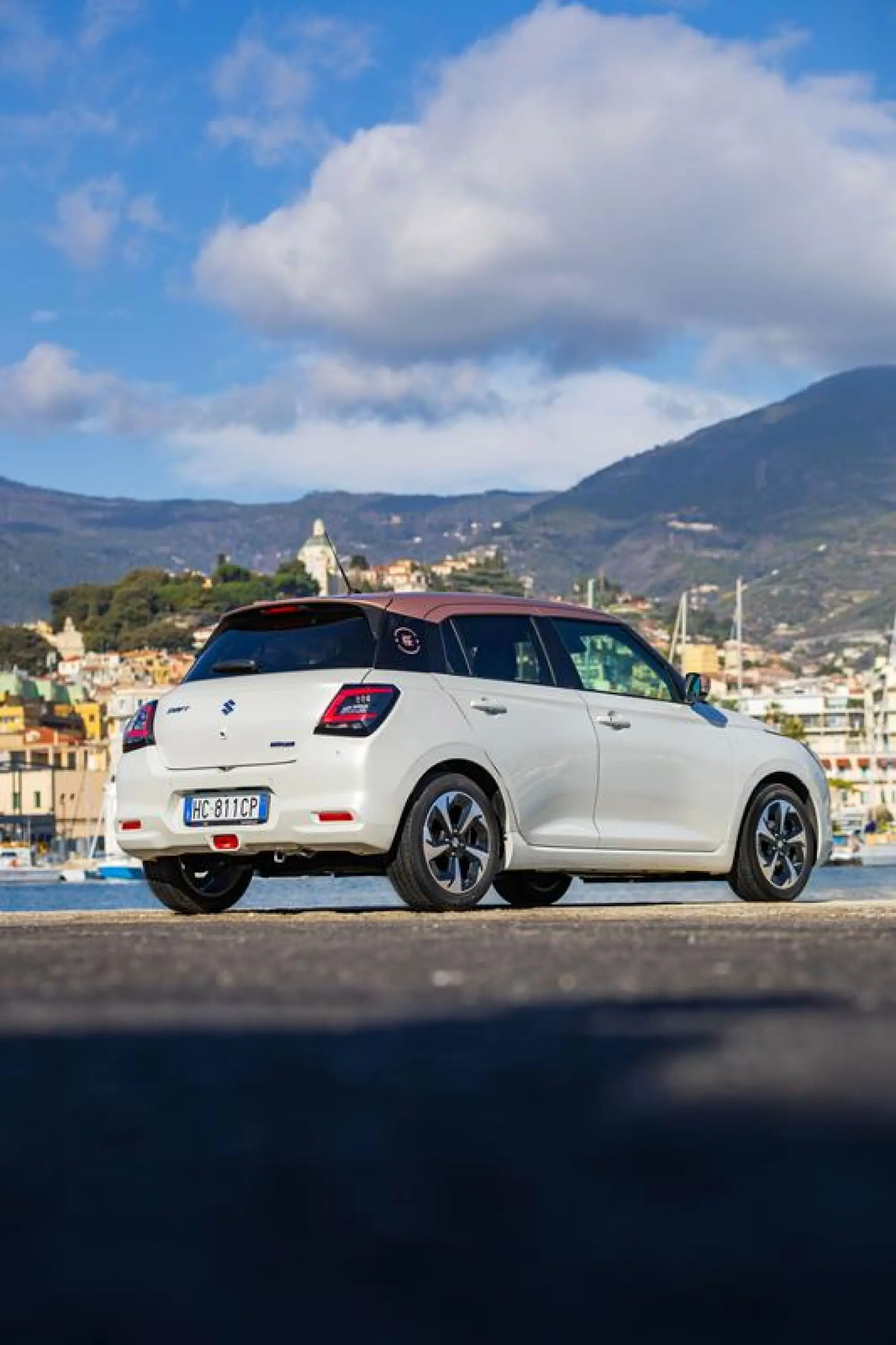 Suzuki Swift Hybrid Sakura - 53