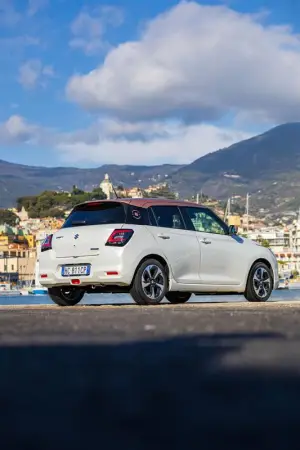 Suzuki Swift Hybrid Sakura - 53