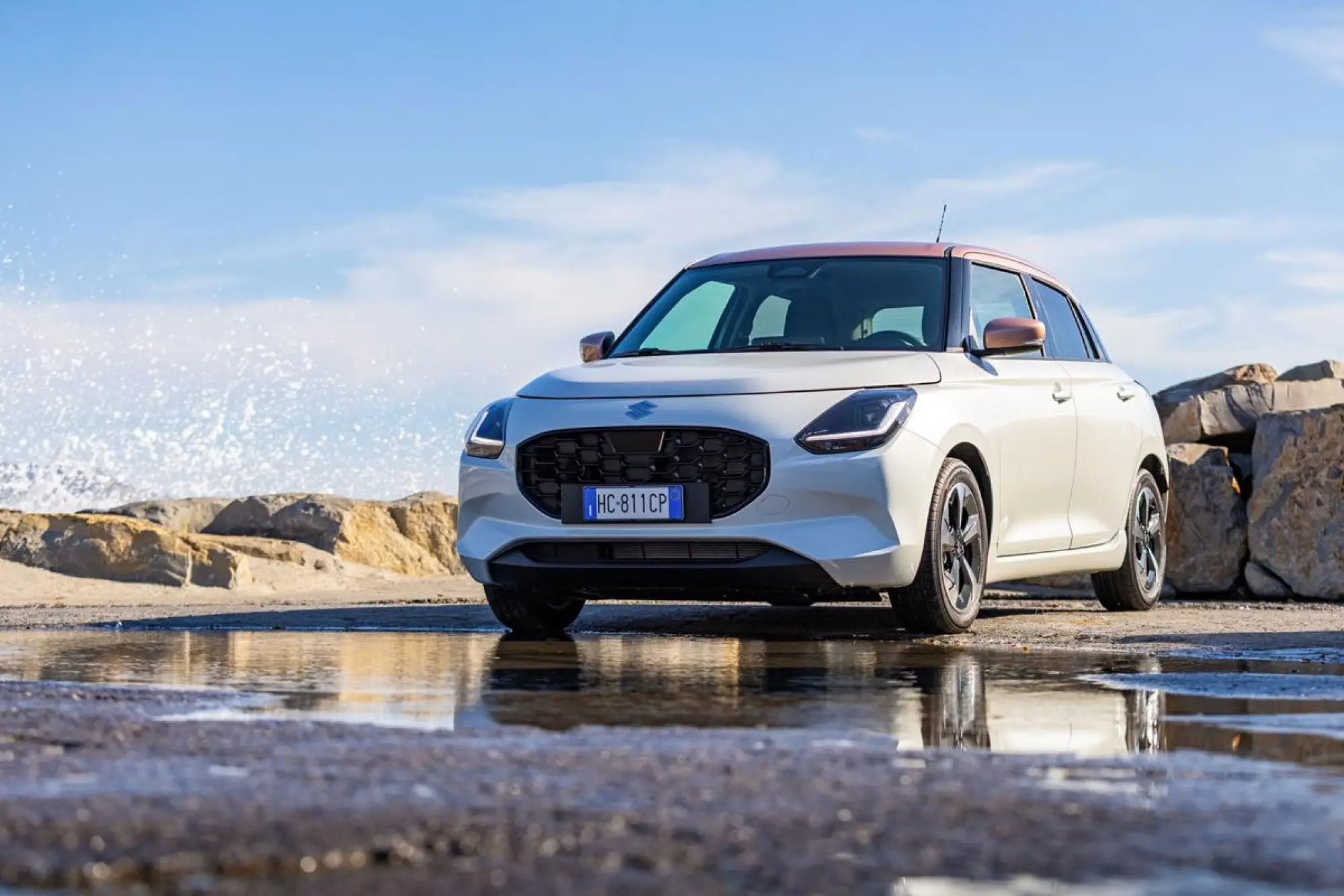 Suzuki Swift Hybrid Sakura - 69