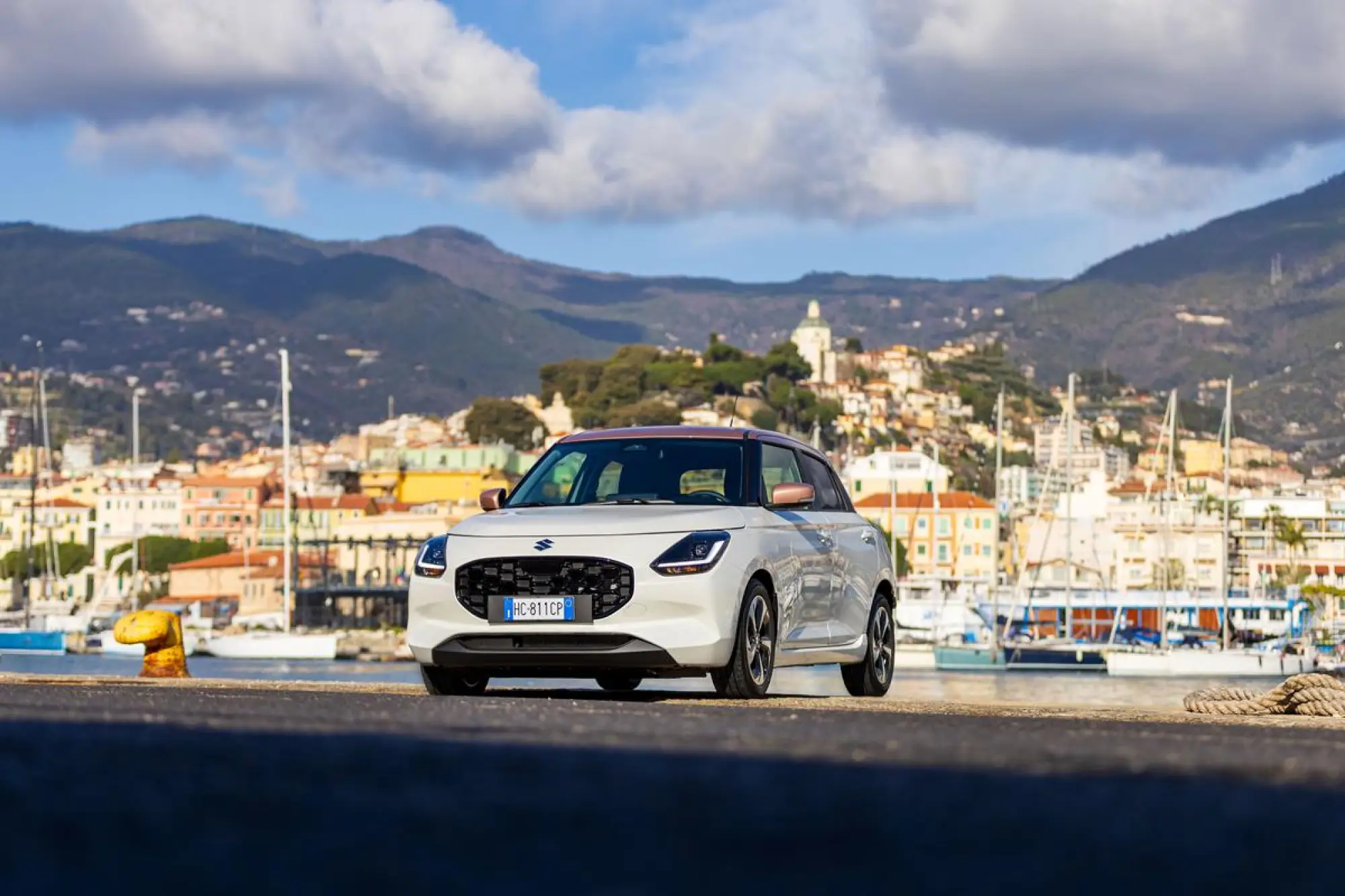 Suzuki Swift Hybrid Sakura - 70