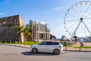 Suzuki Swift Hybrid Sakura - 8